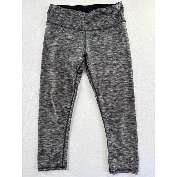 Women’s RBX Grey & Black Capri Stretchy Leggings Sz S - Picture 1 of 4